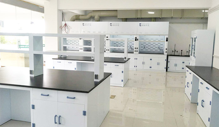 實驗室實驗臺選購需要注意哪些事項? 實驗室實驗臺選購需要注意哪些事項?